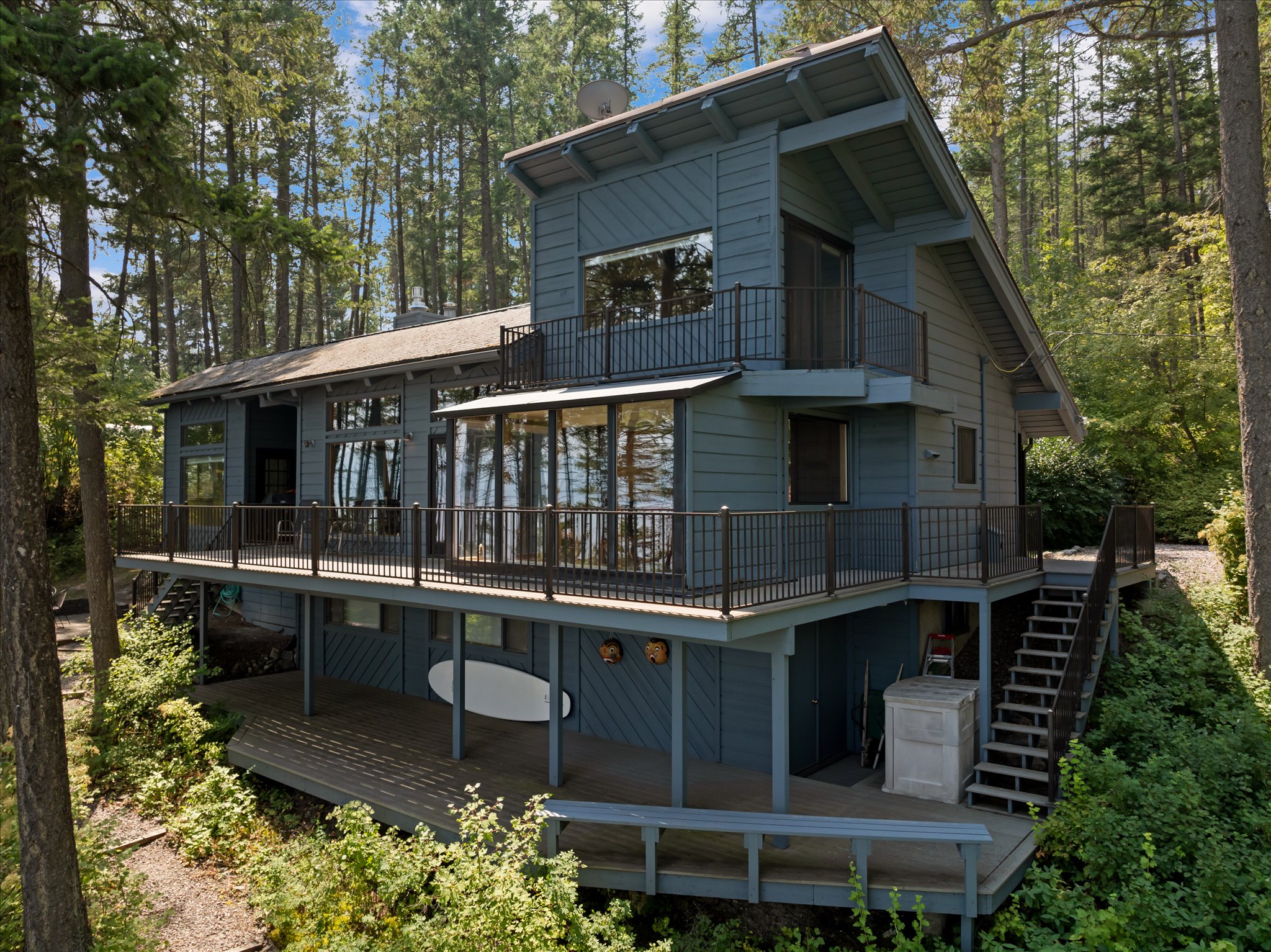 18580 Goose Bay Road Property Photo 1