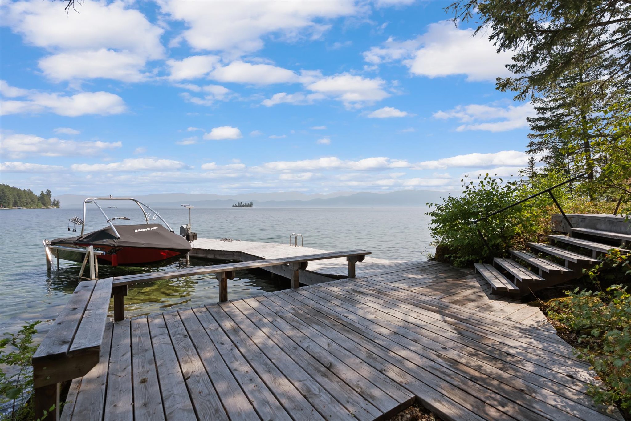18580 Goose Bay Road Property Photo 7