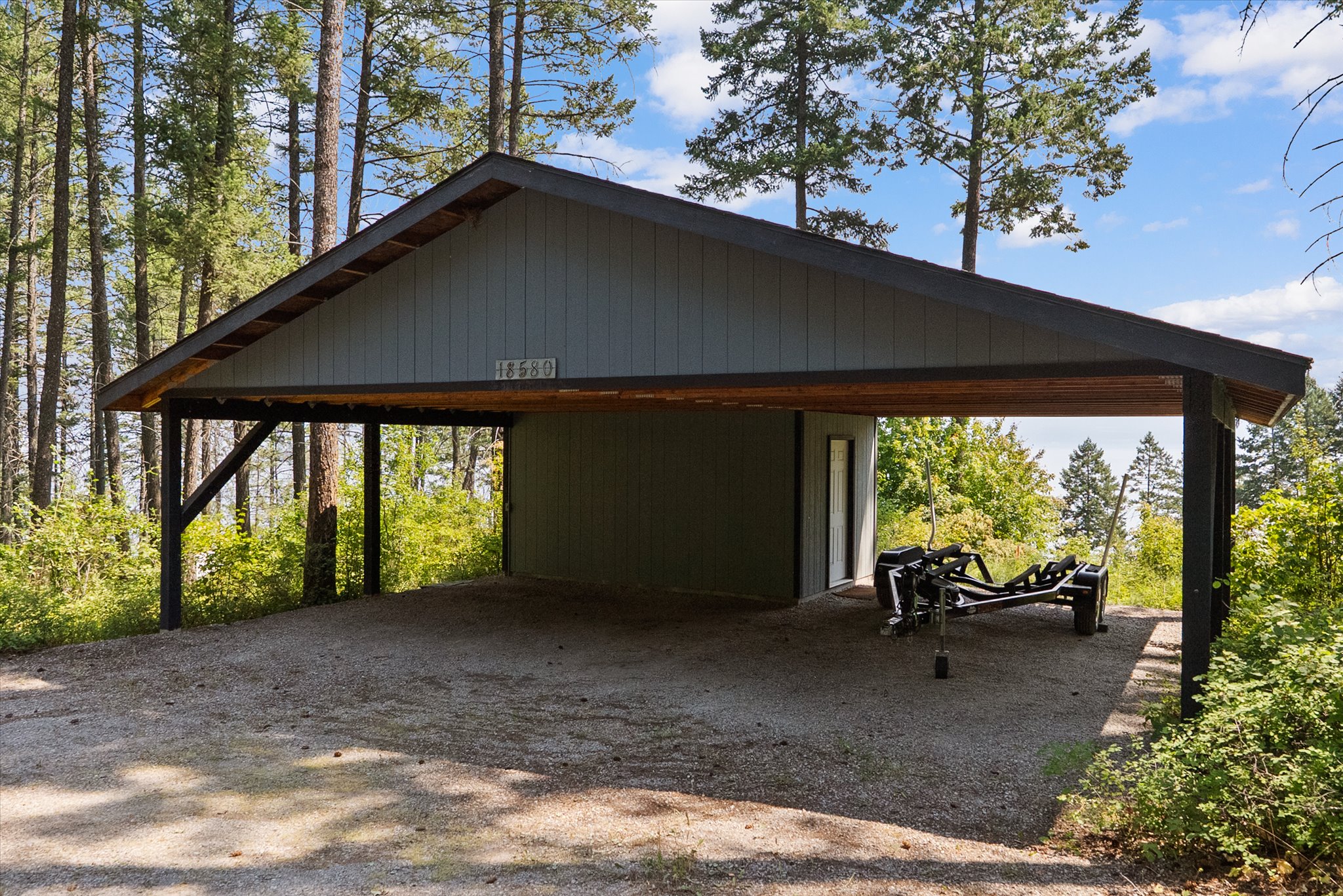 18580 Goose Bay Road Property Photo 40