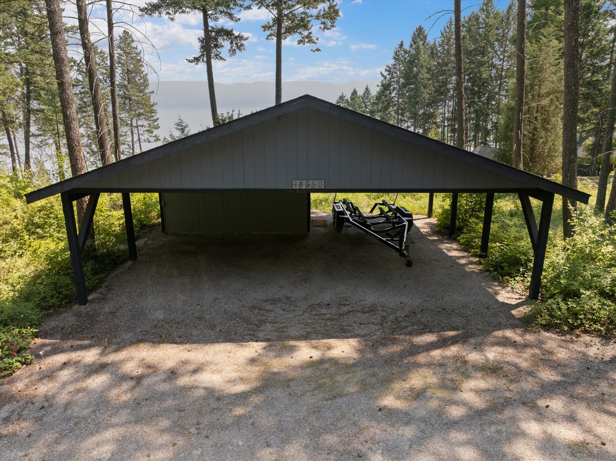 18580 Goose Bay Road Property Photo 41