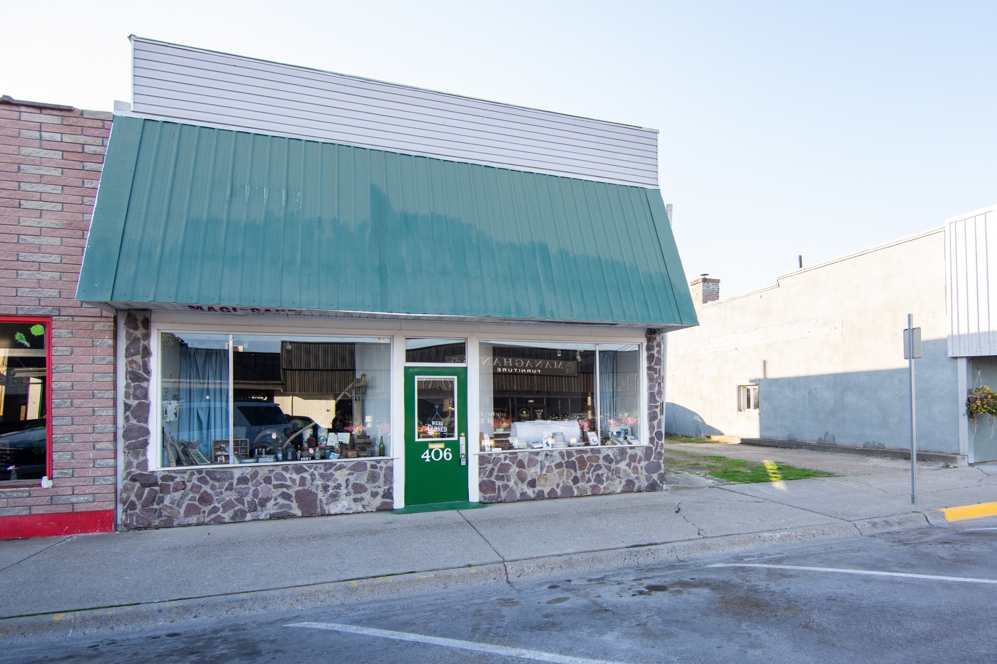 406 Mineral Avenue Property Photo 3