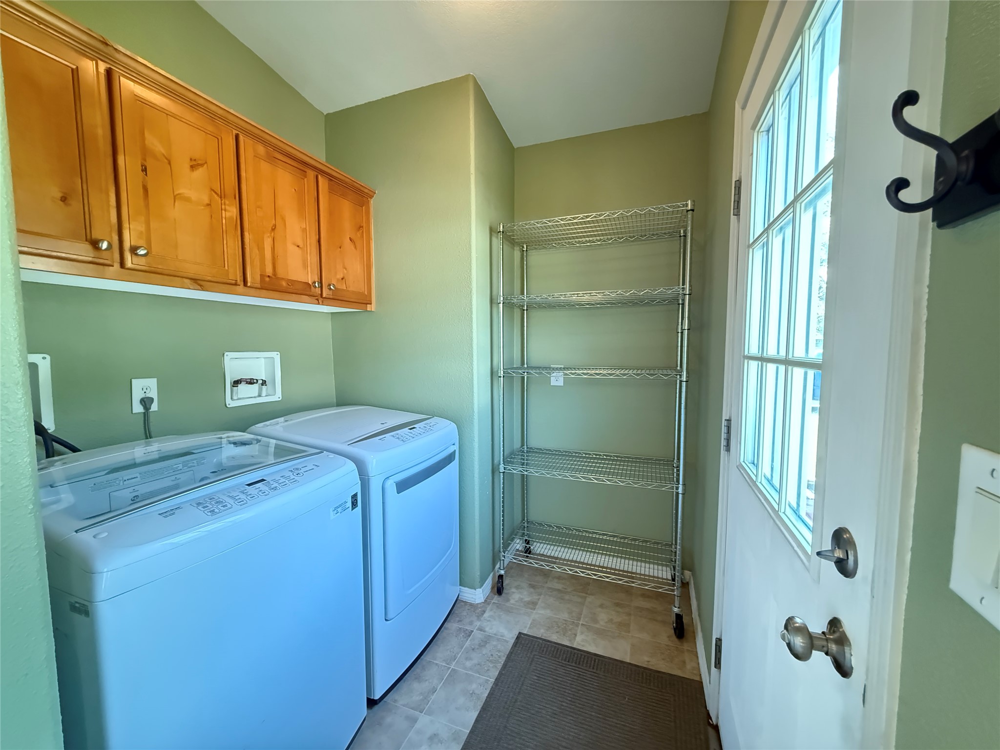 12737 Genoa Lane Property Photo 14
