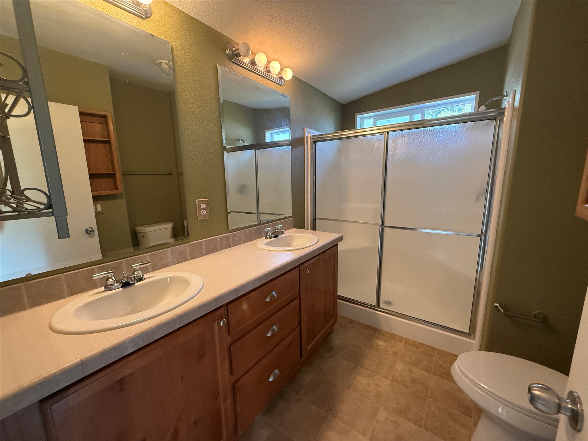 12737 Genoa Lane Property Photo 19