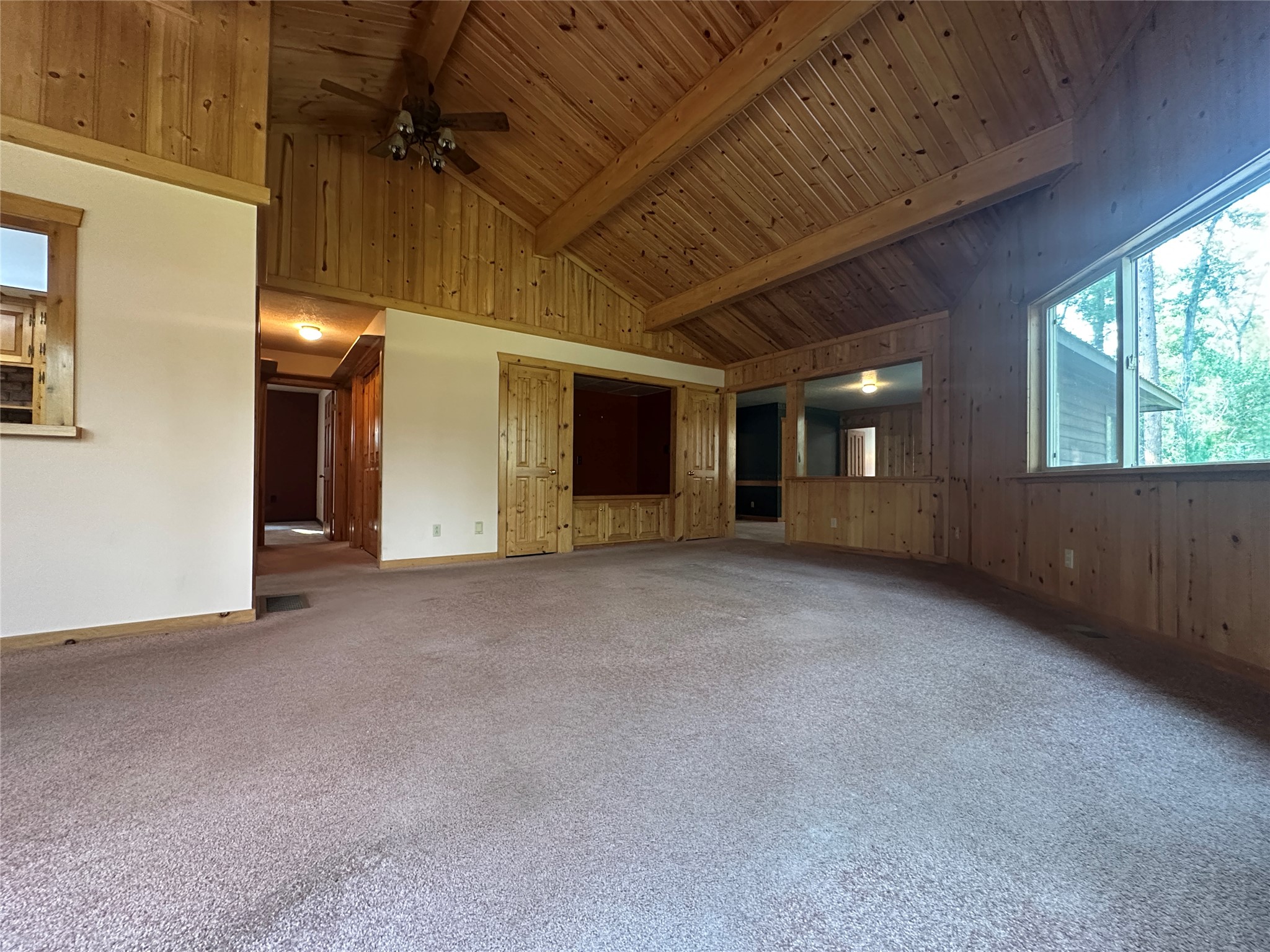 725 Bobcat Lane Property Photo 9