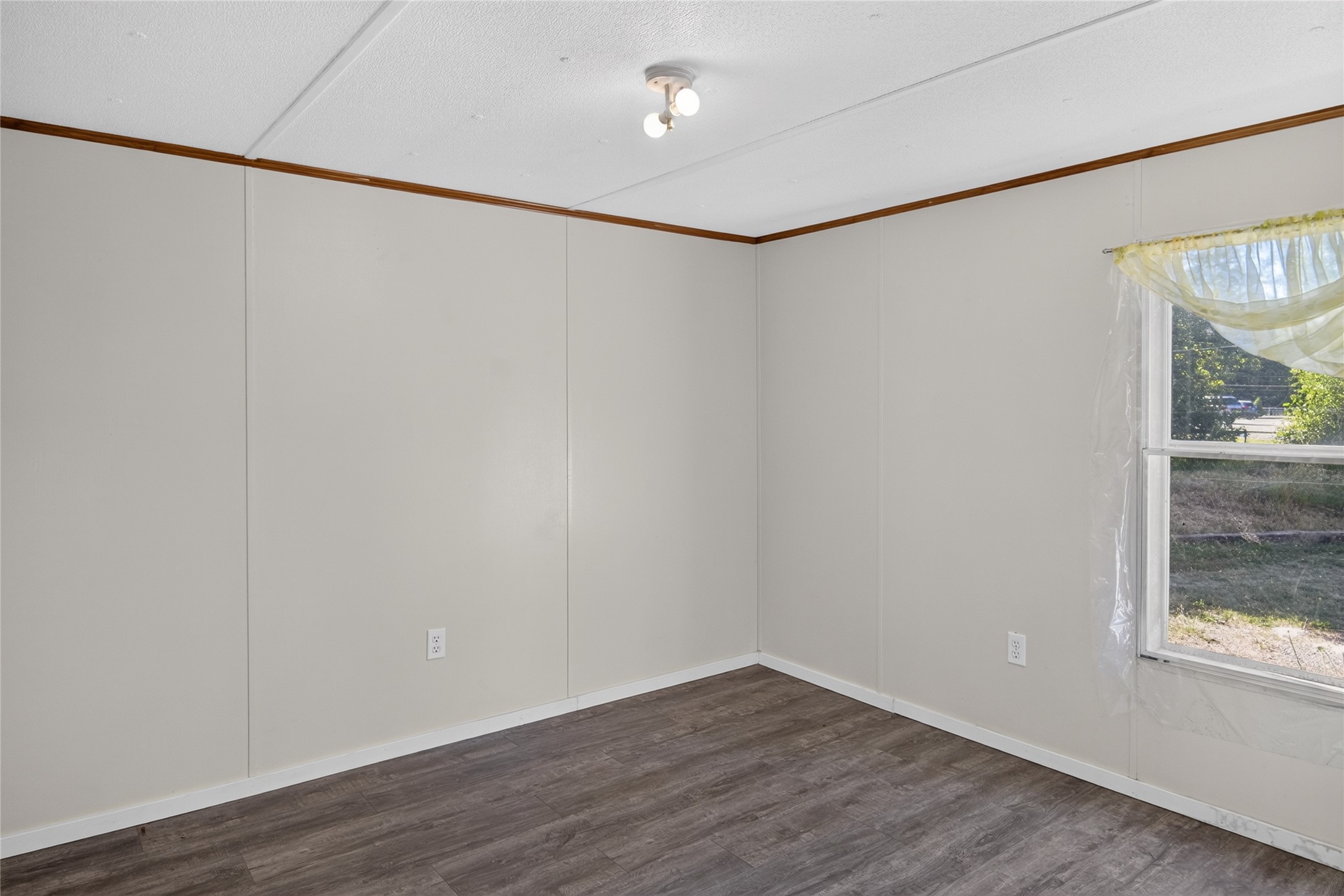 34780 Us Highway 2 Property Photo 20