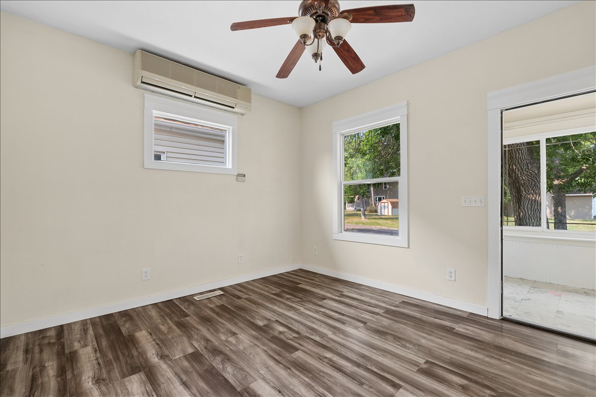 511 5th Street N Property Photo 5
