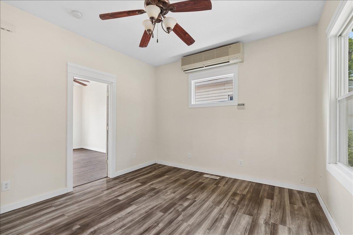 511 5th Street N Property Photo 6
