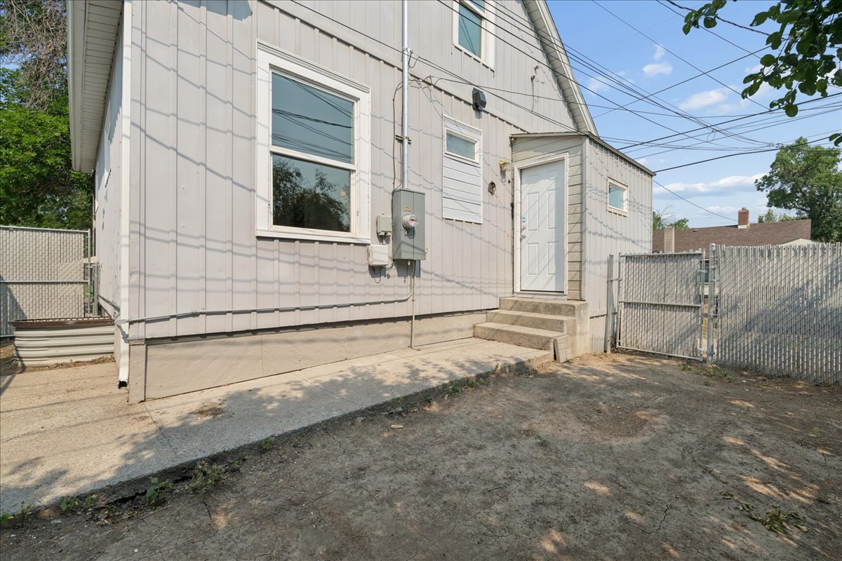 511 5th Street N Property Photo 24