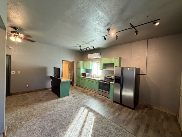 308 Pine Street Property Photo 7
