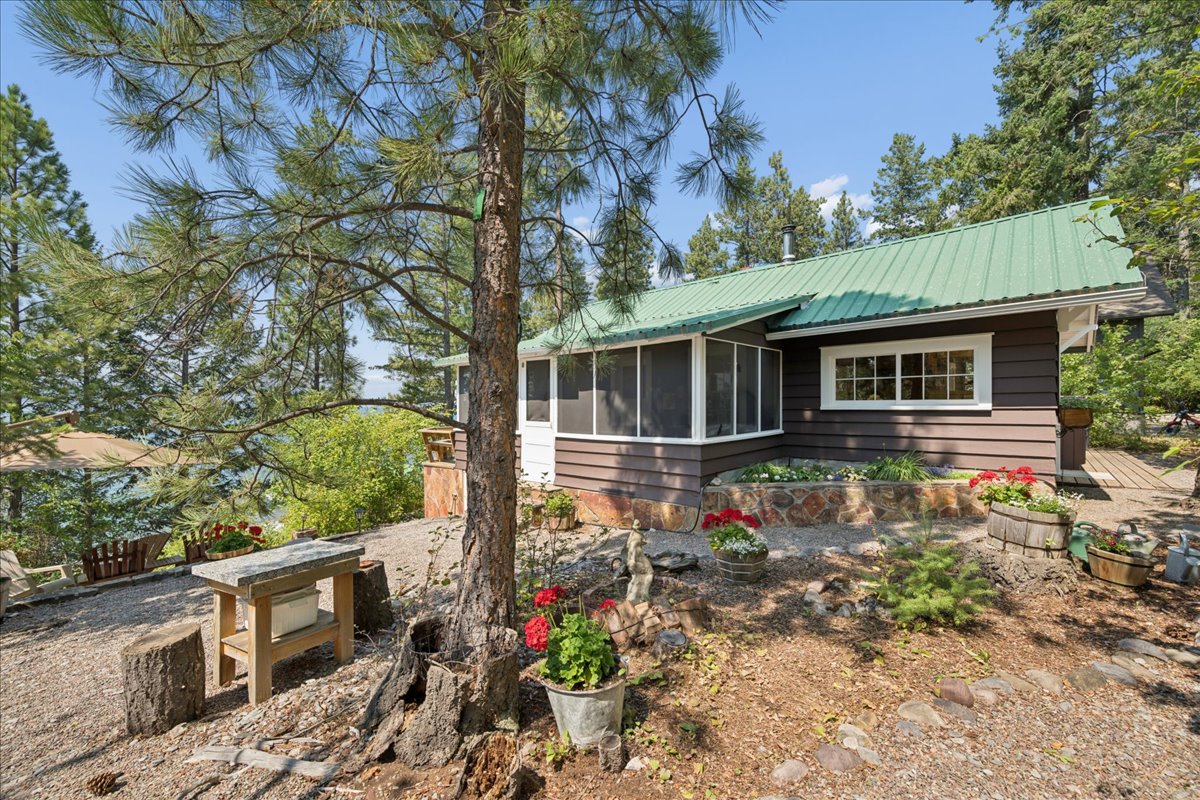 332 Flathead Lodge Road Property Photo 12