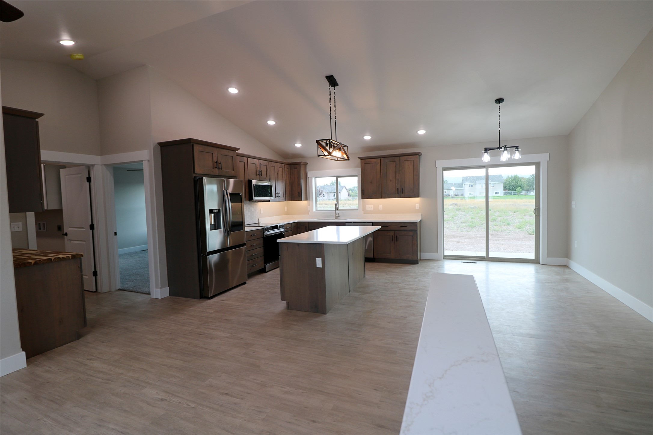 1188 Hunter Road Property Photo 6