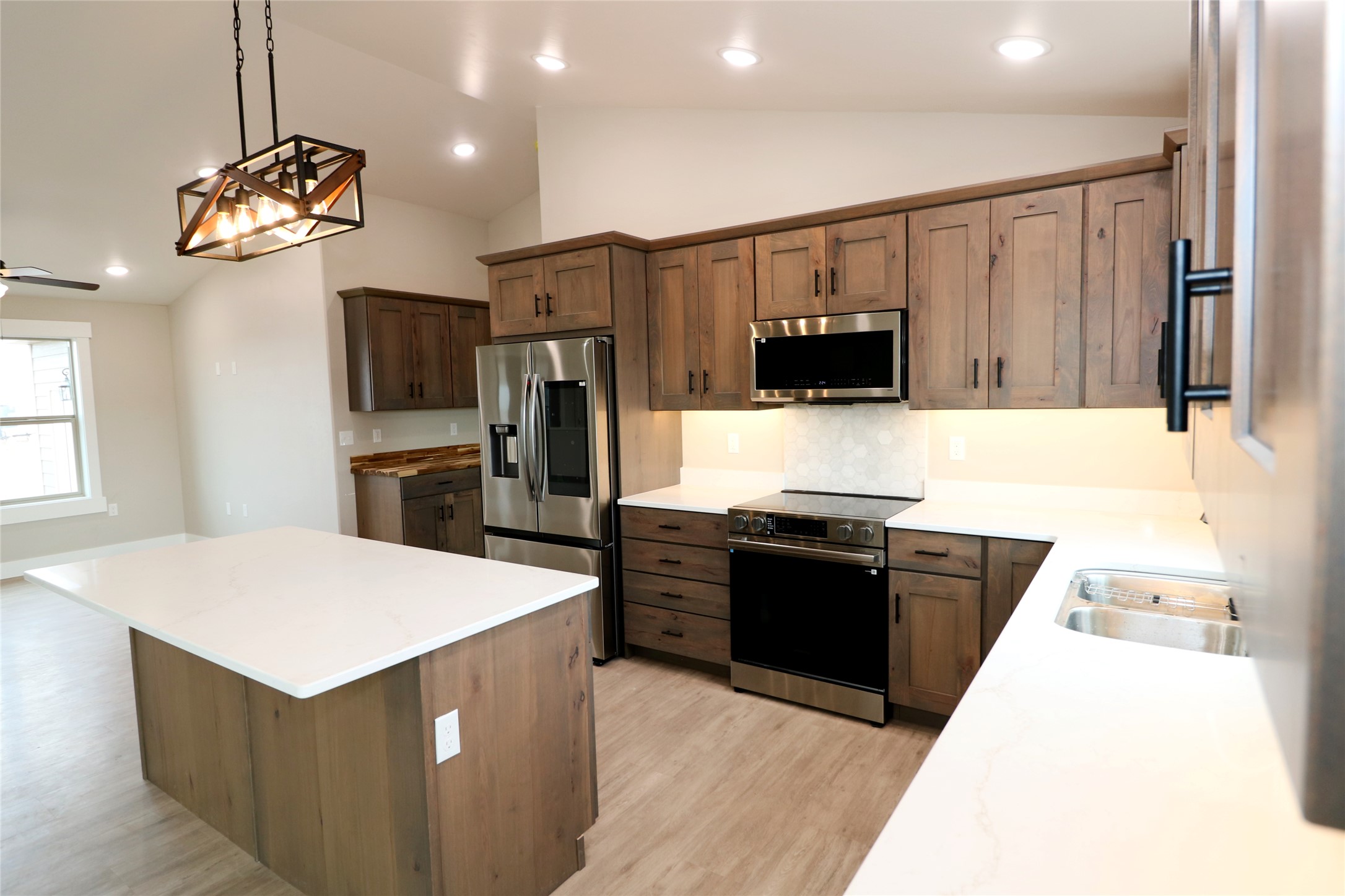 1188 Hunter Road Property Photo 10