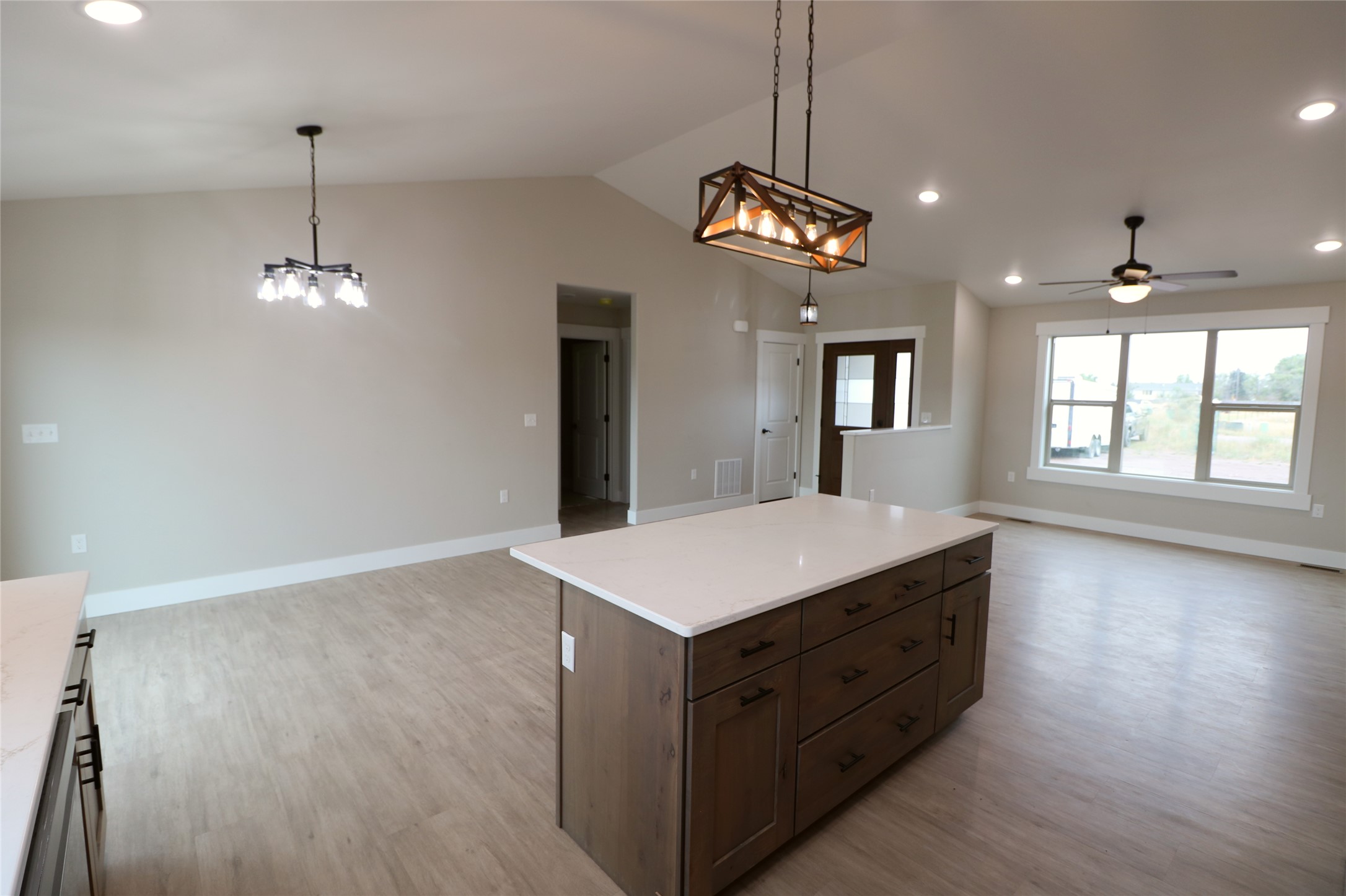 1188 Hunter Road Property Photo 12