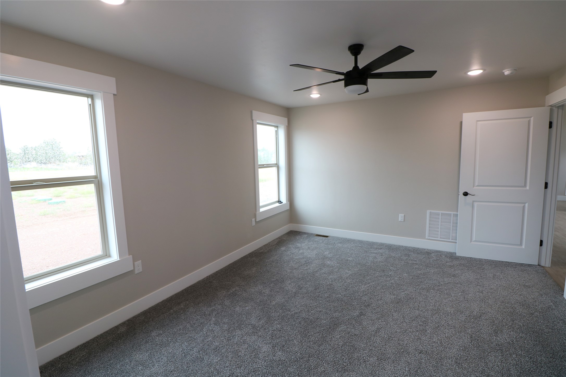 1188 Hunter Road Property Photo 33