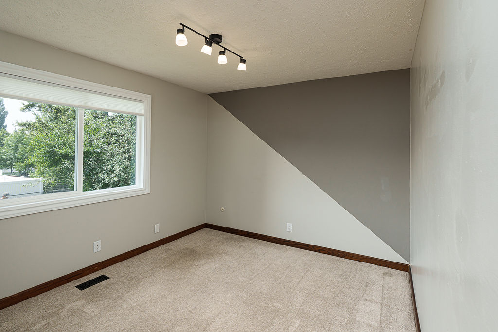 334 Hilltop Avenue Property Photo 18