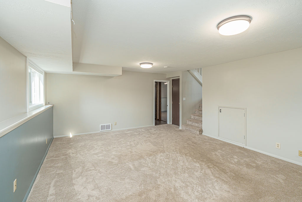 334 Hilltop Avenue Property Photo 22