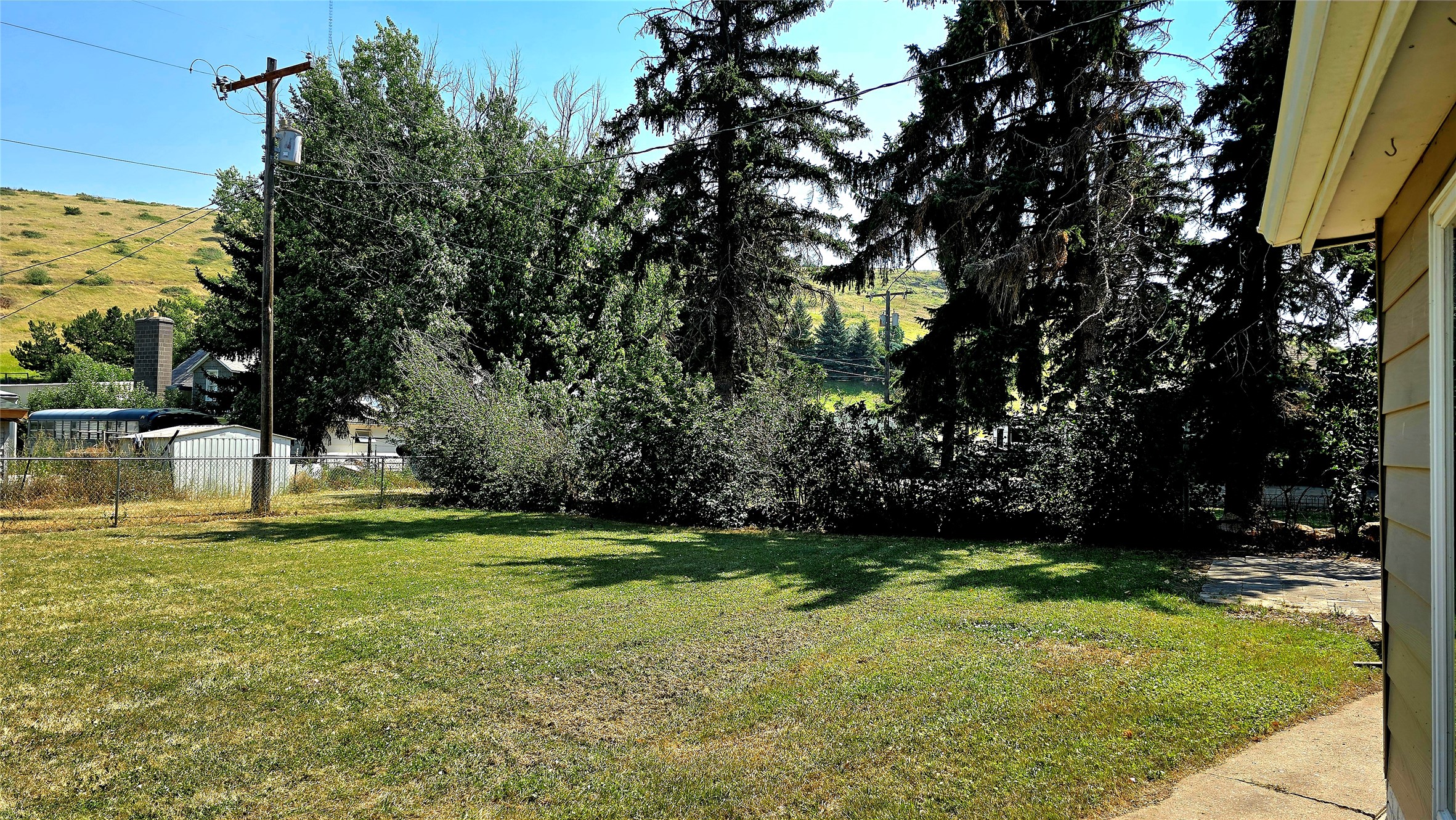 27 Meyer Avenue Property Photo 34