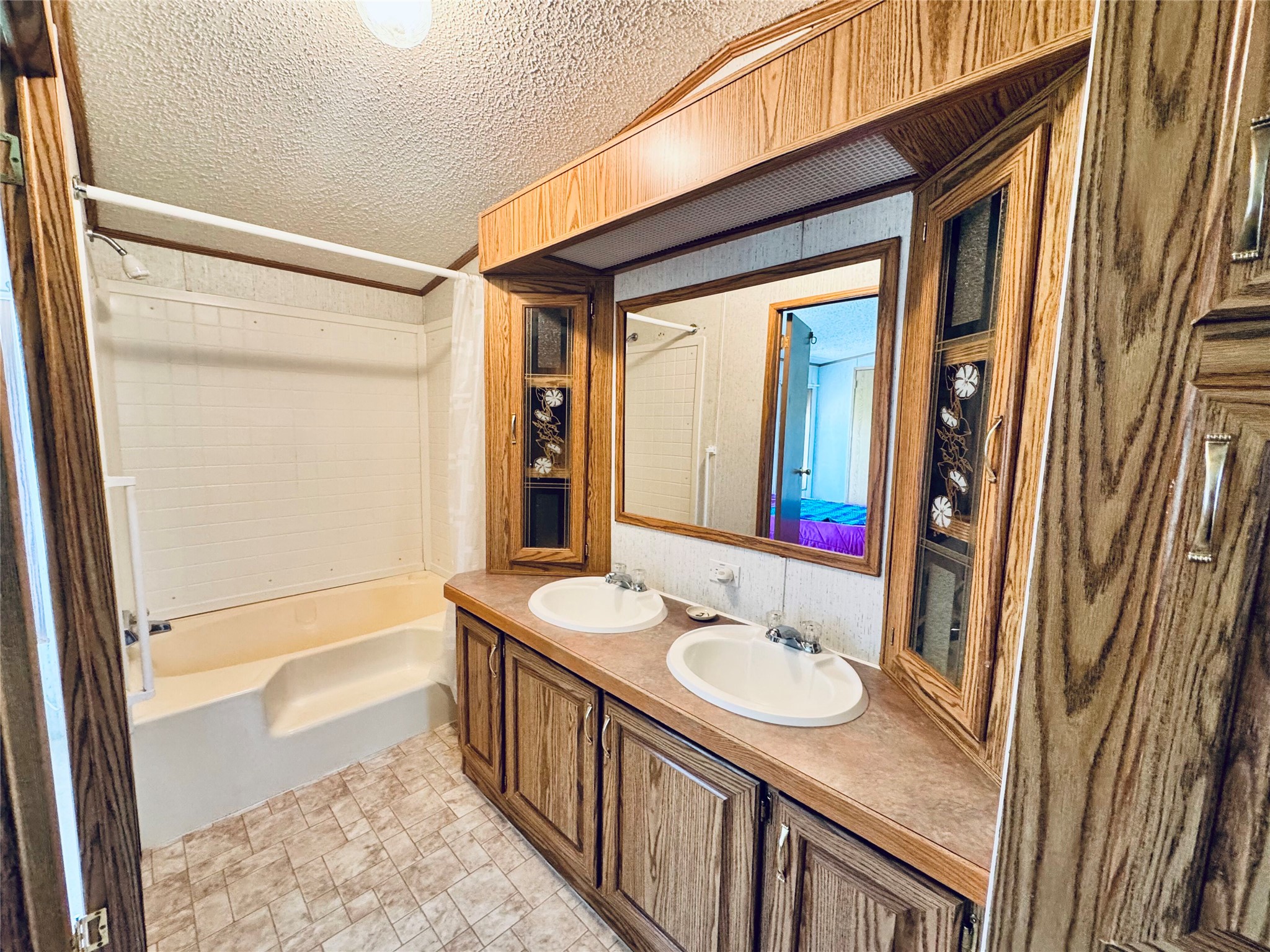 204 N Travois Property Photo 15