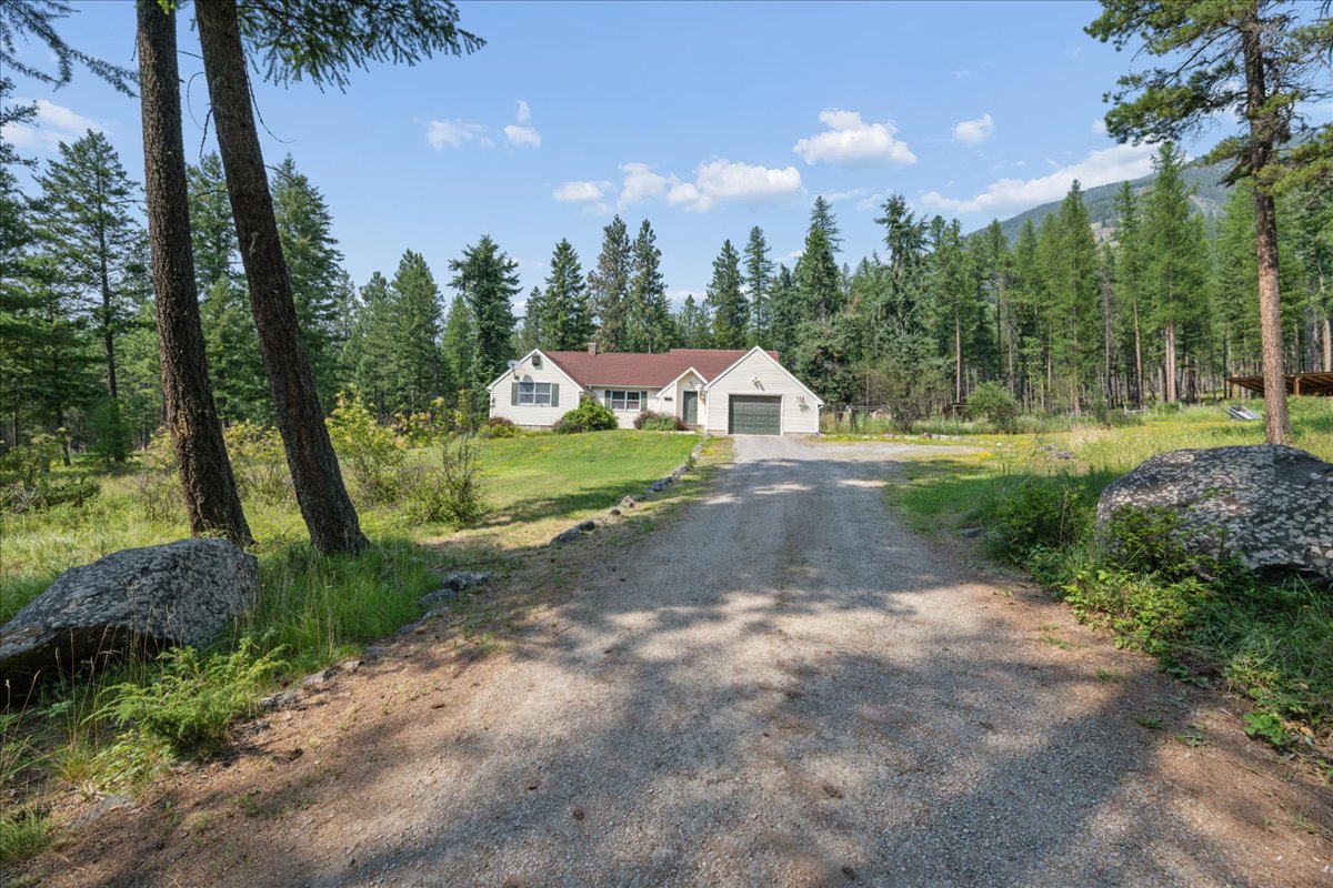 694 Boulder Ridge Trail Property Photo 5