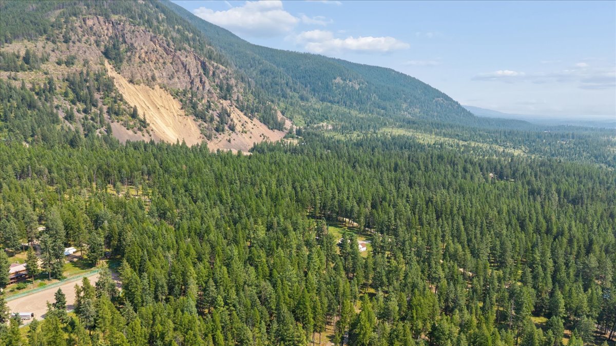 694 Boulder Ridge Trail Property Photo 39
