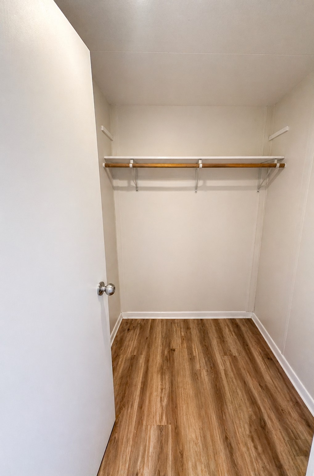 536 Cheery Lynn Road Property Photo 8
