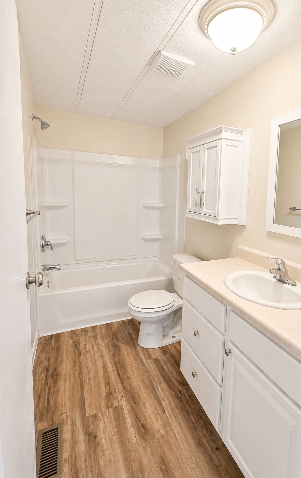 536 Cheery Lynn Road Property Photo 12