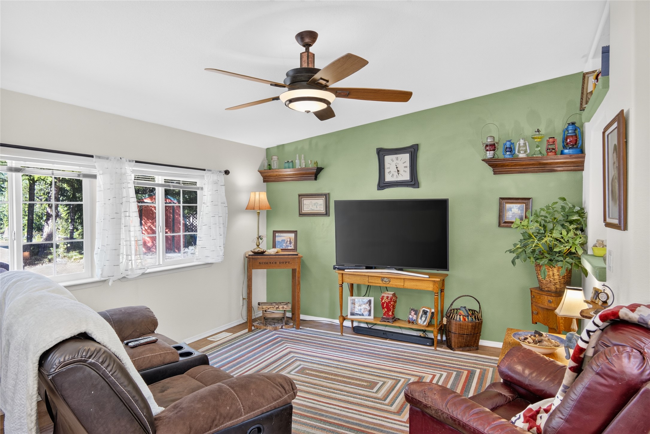 132 Holly Drive Property Photo 7