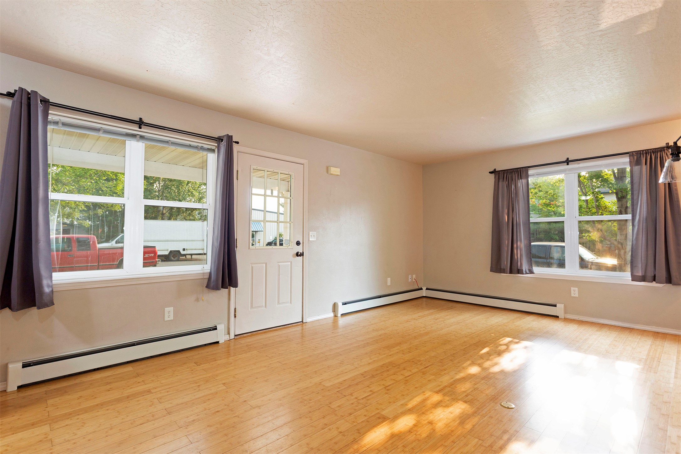 1341 Bulwer Street B Property Photo 7