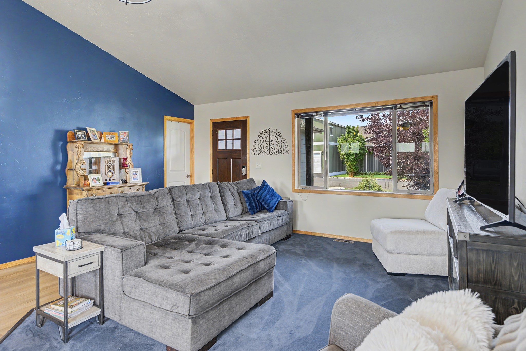 5282 Glacier Point Loop Property Photo 4