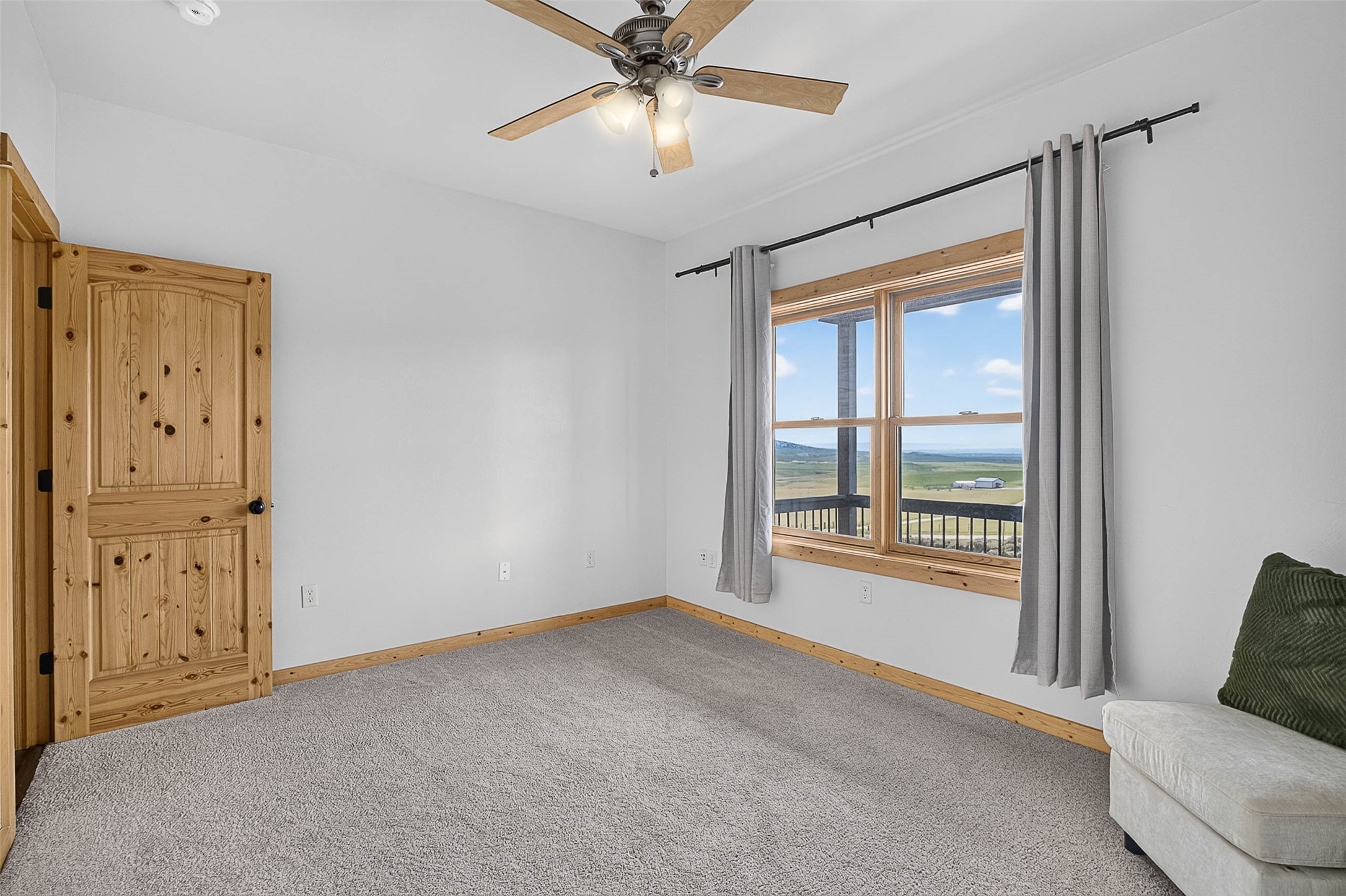 160 Hilltop Vista Loop Property Photo 25