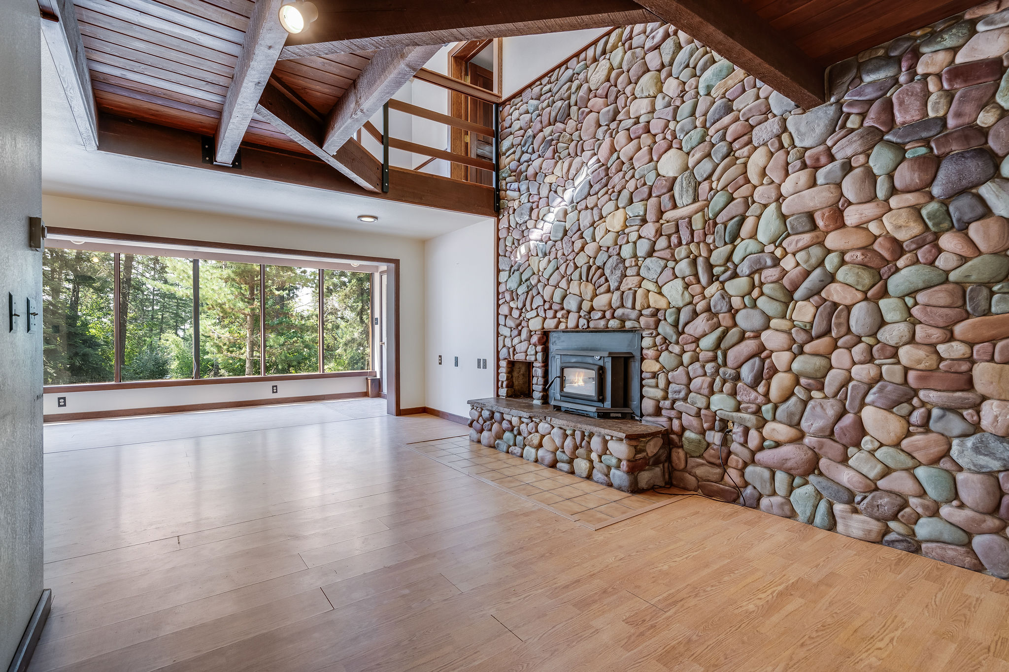 244 Bench Drive Property Photo 5