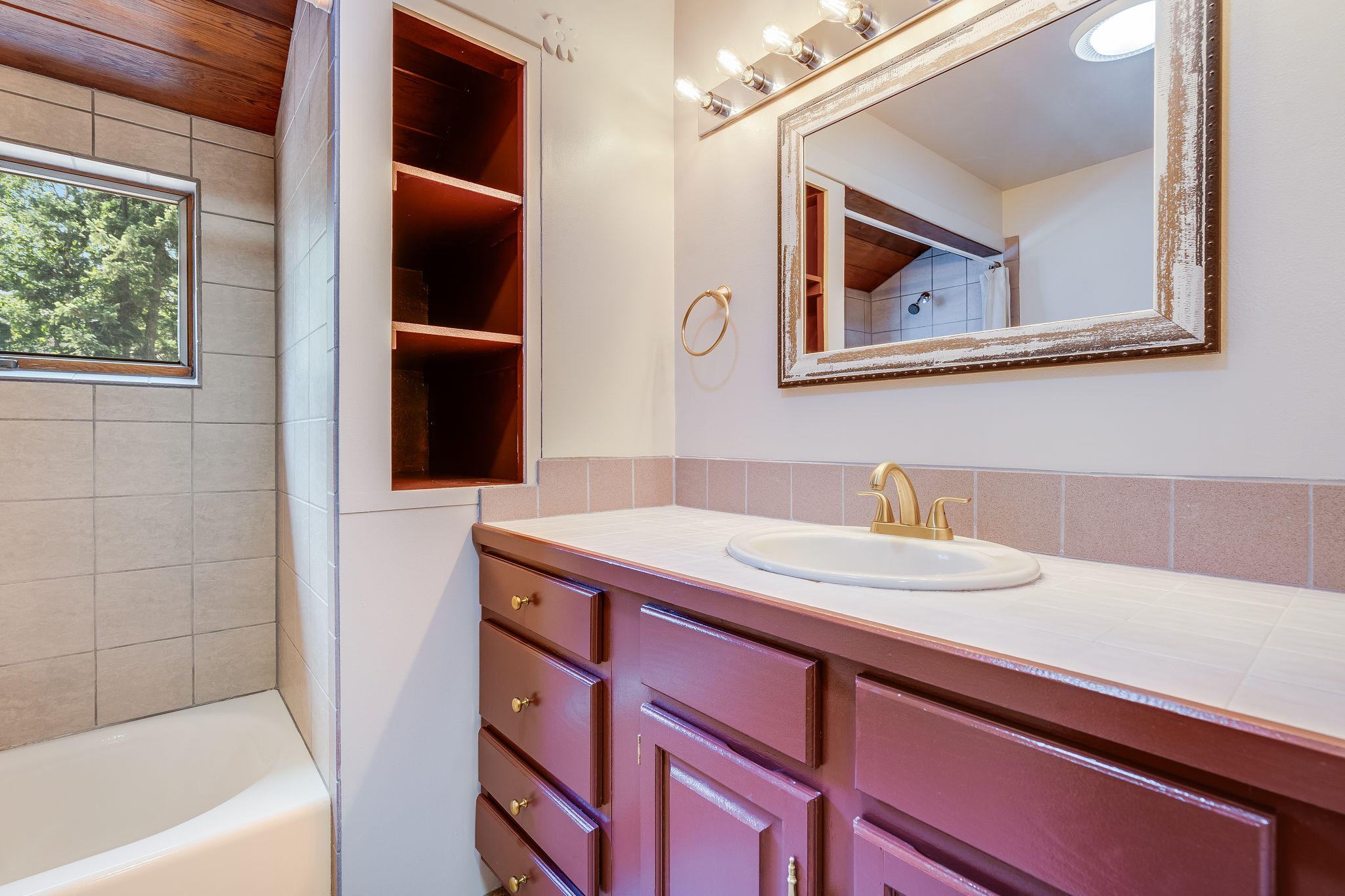 244 Bench Drive Property Photo 41
