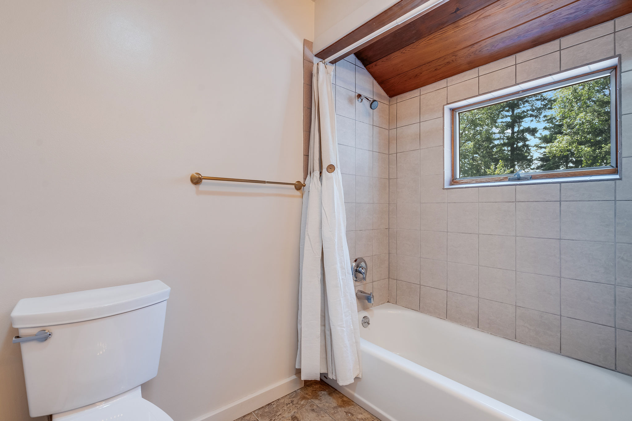 244 Bench Drive Property Photo 42