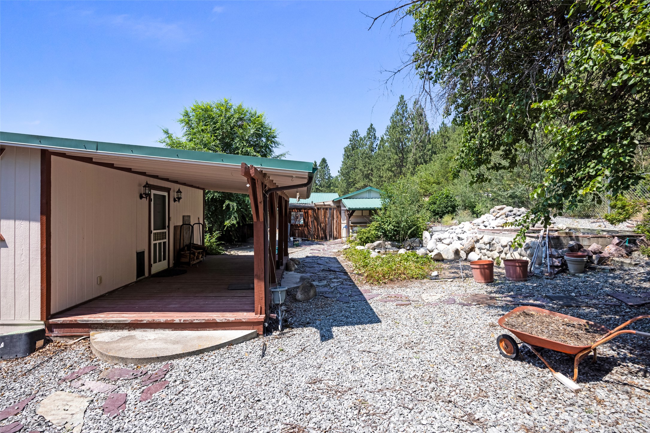 17000 Highway 12 W Property Photo 28