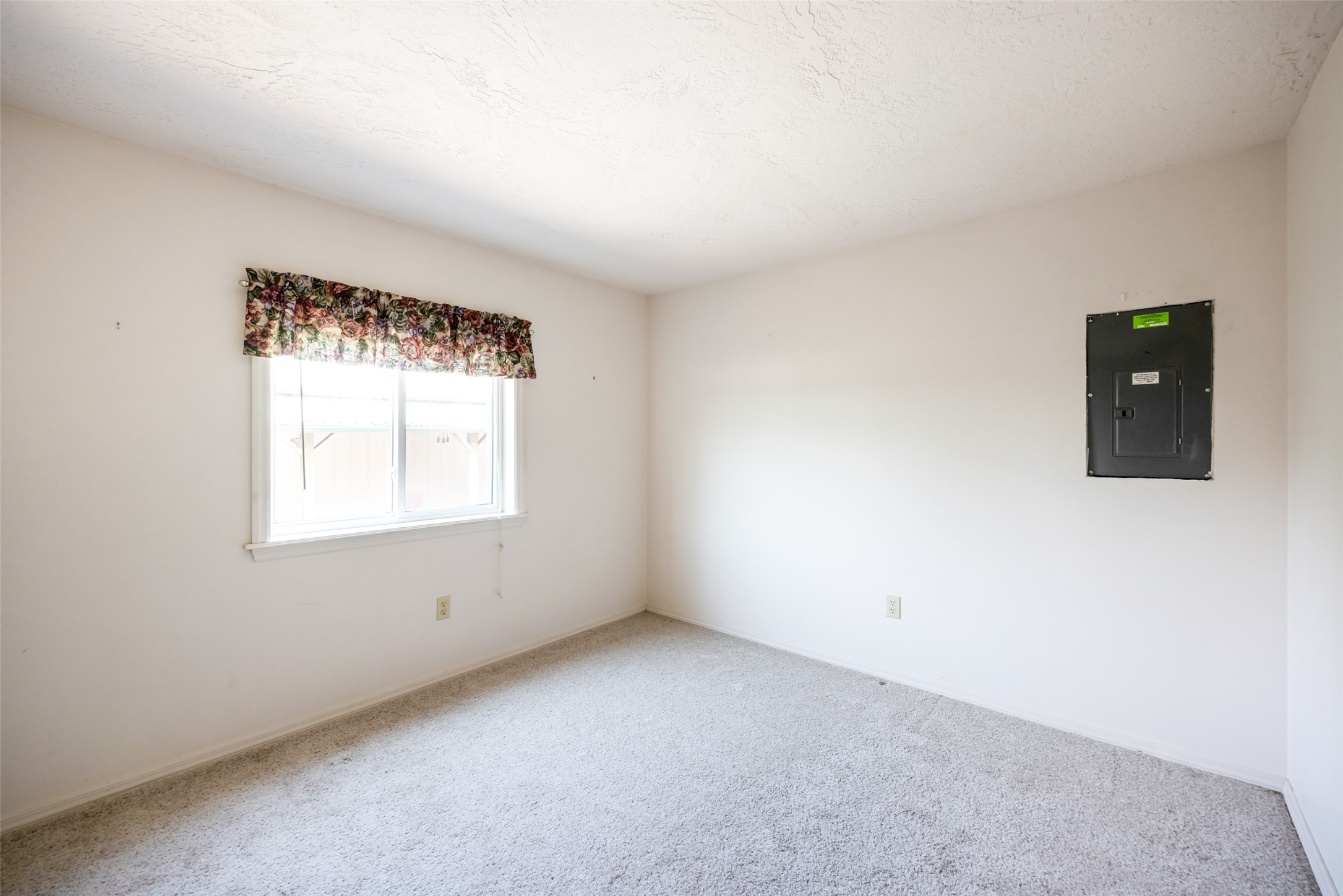 17000 Highway 12 W Property Photo 33