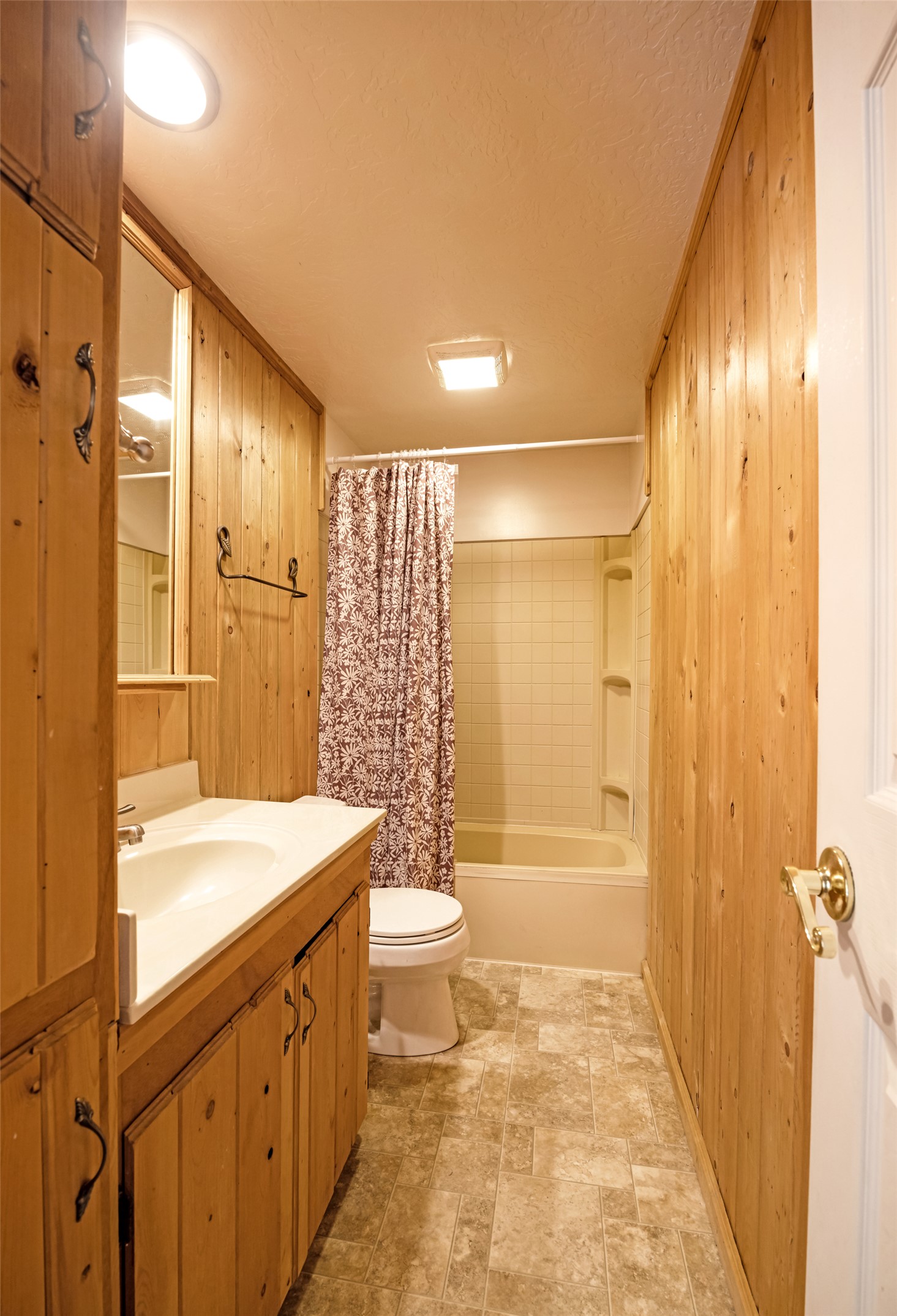 17000 Highway 12 W Property Photo 34