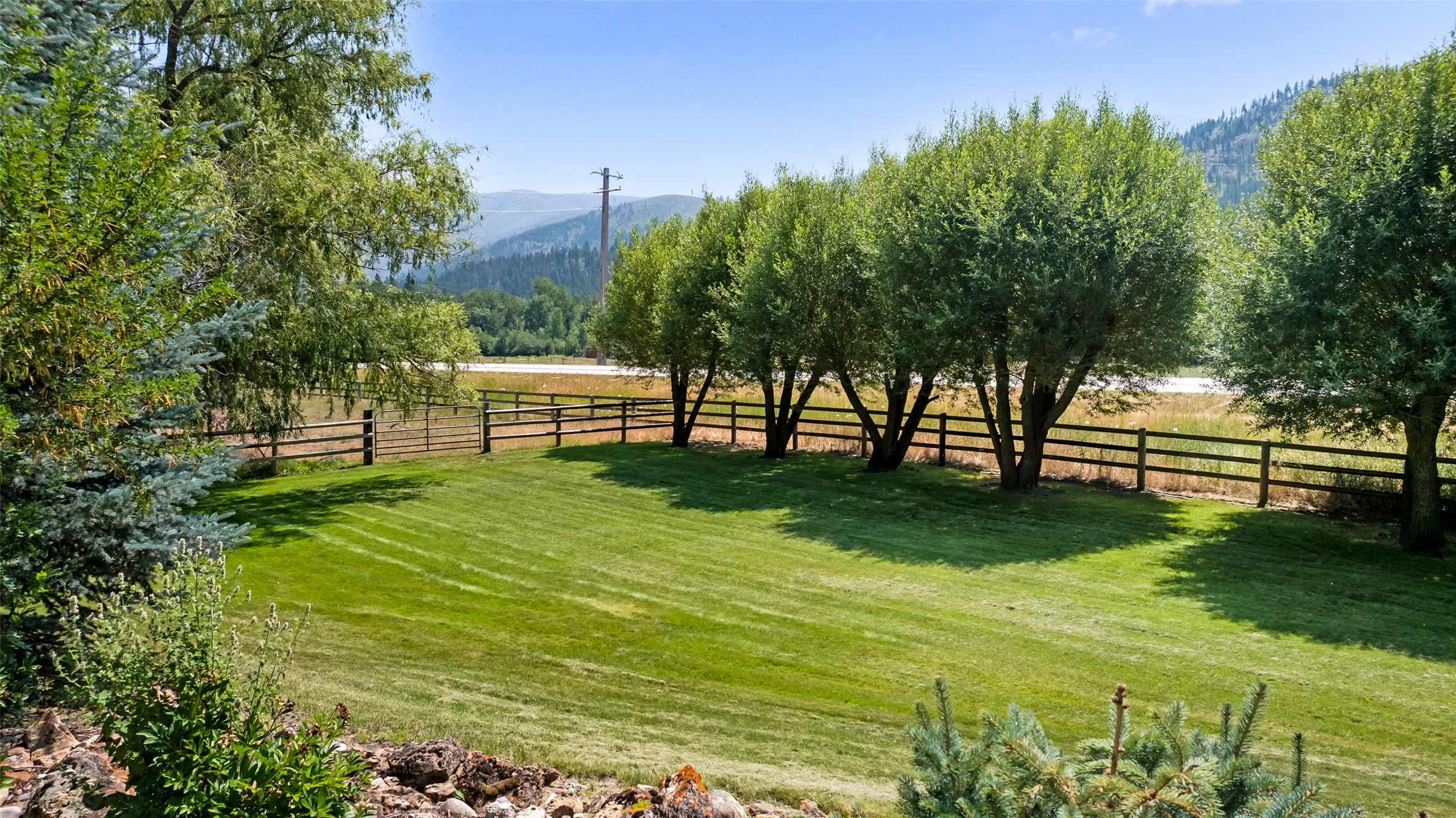 17000 Highway 12 W Property Photo 40