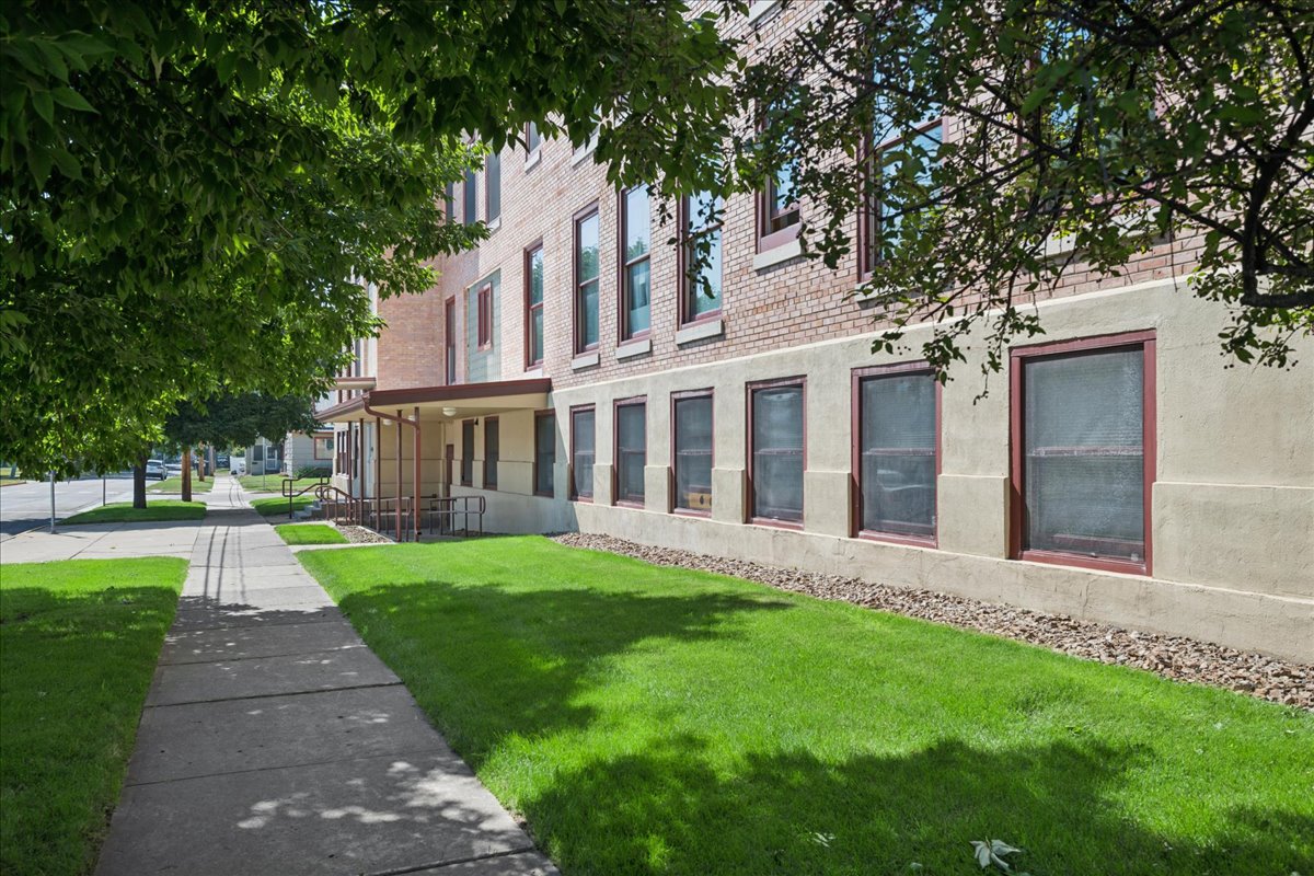 723 5th Avenue E B22c Property Photo 18