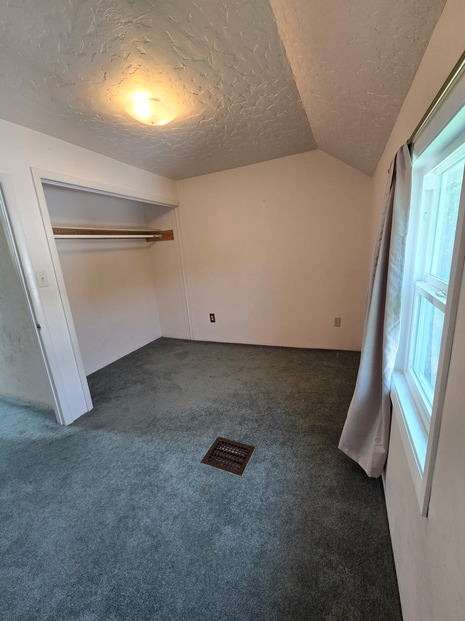 117 2nd Avenue S Property Photo 19