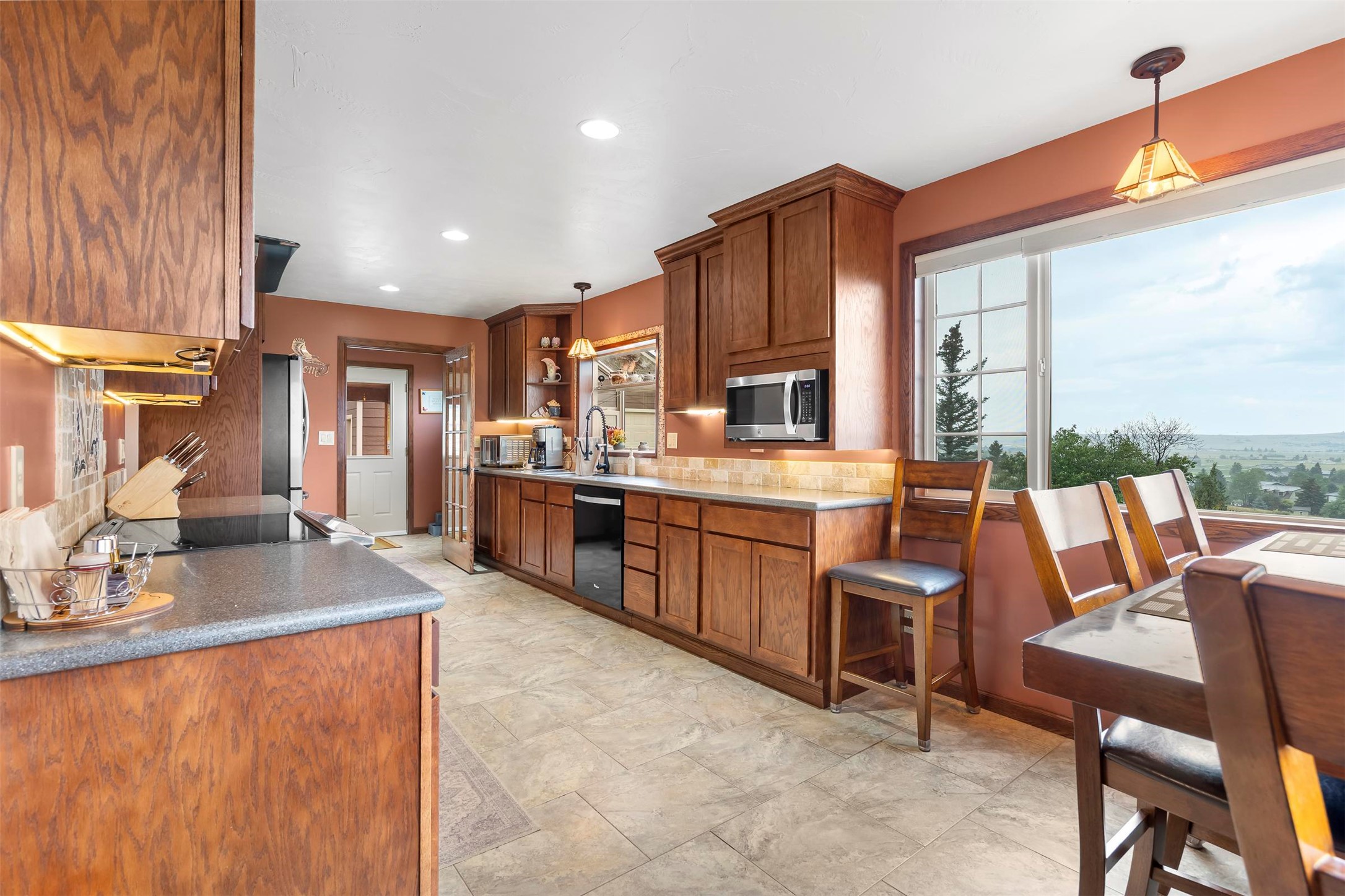 8801 Us Highway 10 Property Photo 12