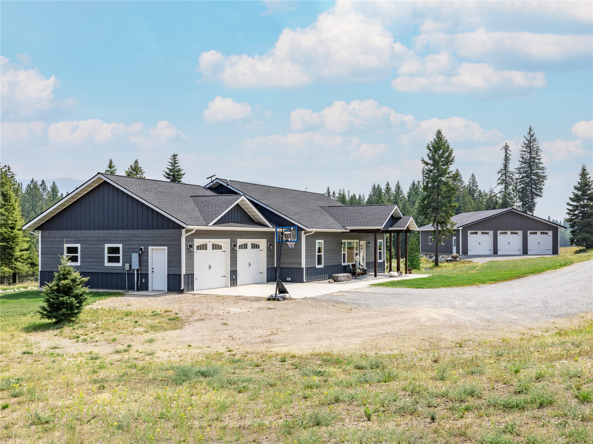 57 Triple J Loop Property Photo 1