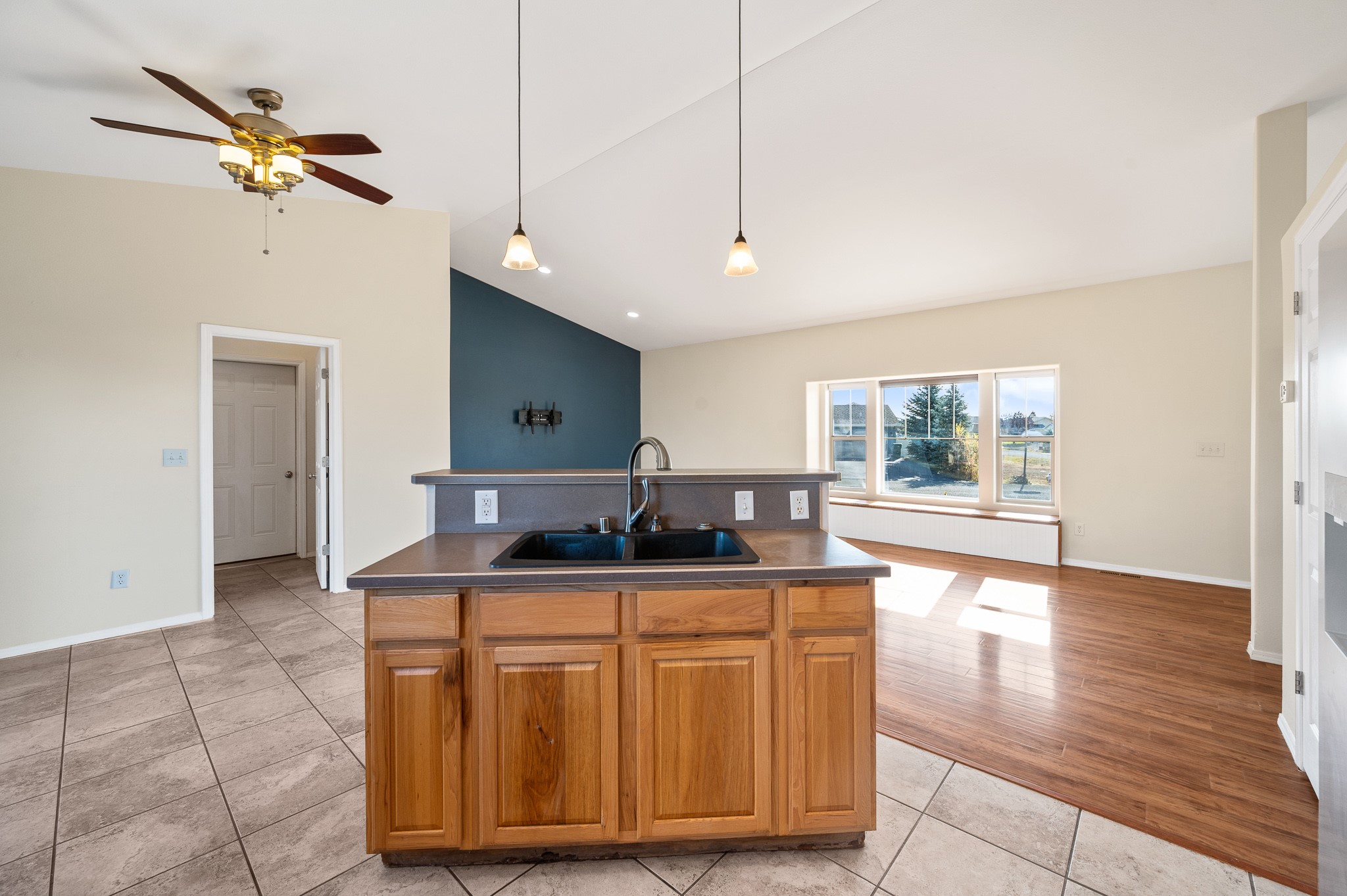 1024 Antares Road Property Photo 7