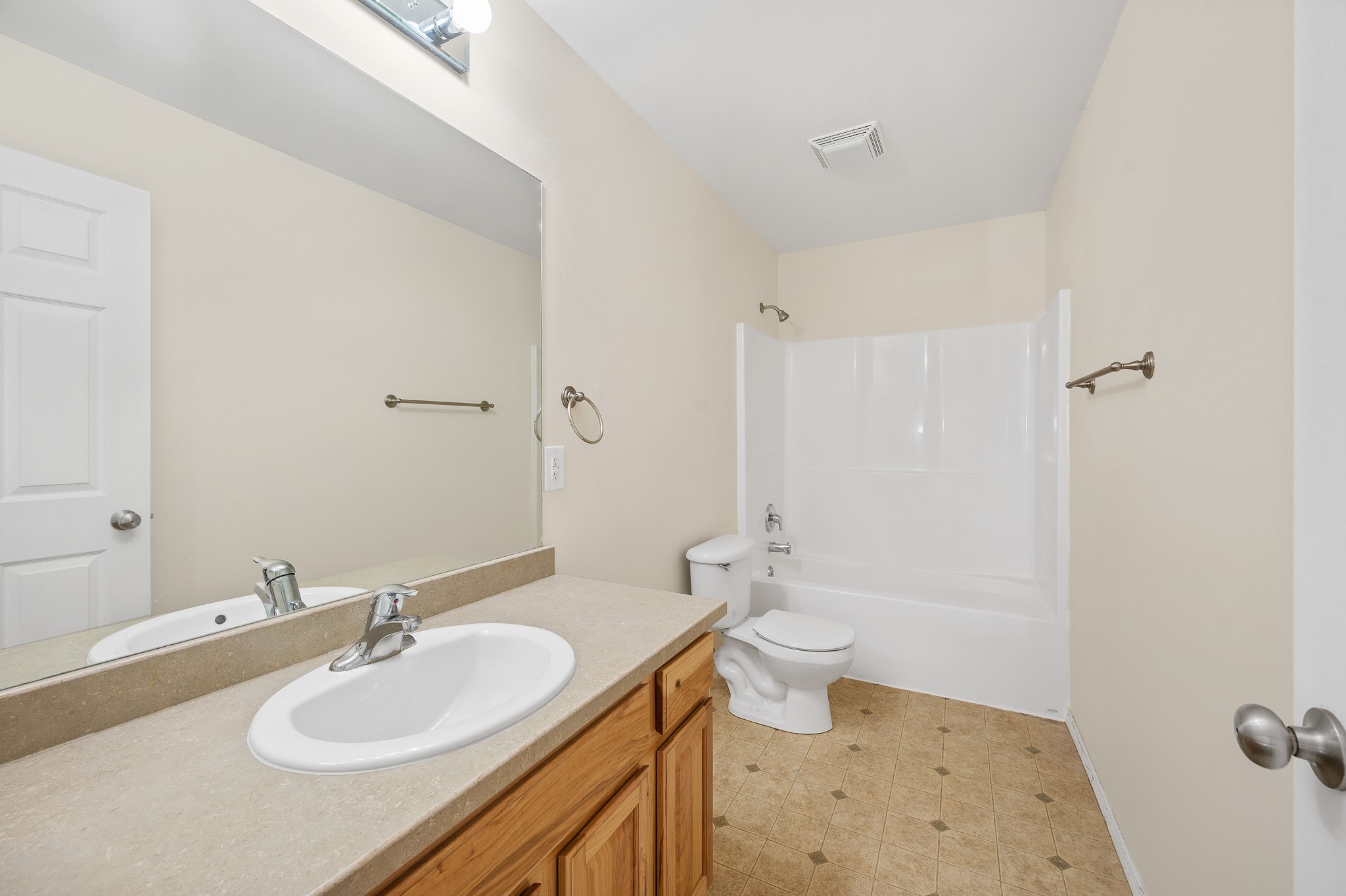1024 Antares Road Property Photo 16