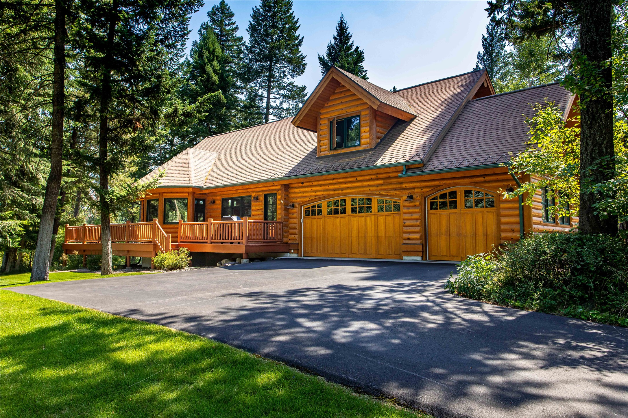 20 Wood Ridge Drive Property Photo 2