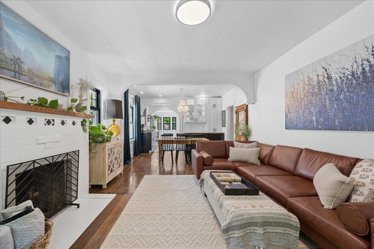 311 5th Avenue E Property Photo 11