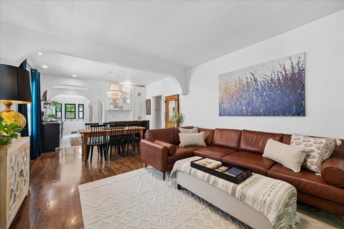 311 5th Avenue E Property Photo 12