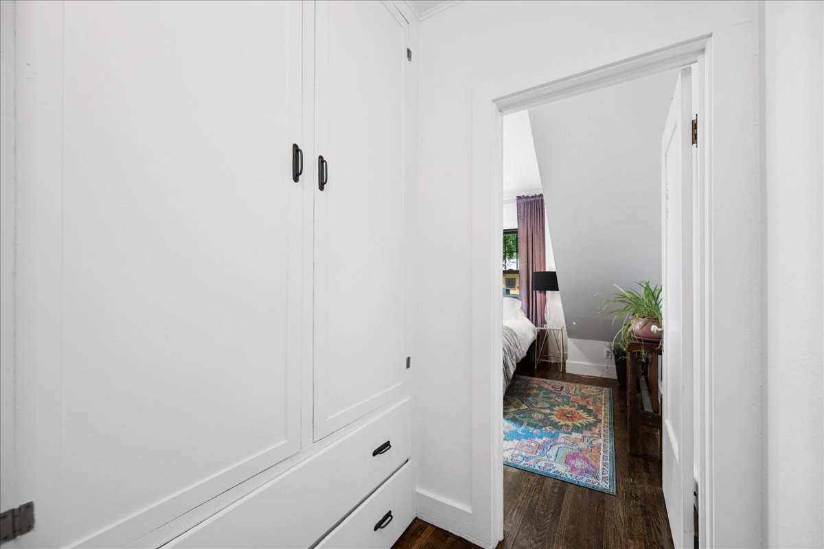 311 5th Avenue E Property Photo 24