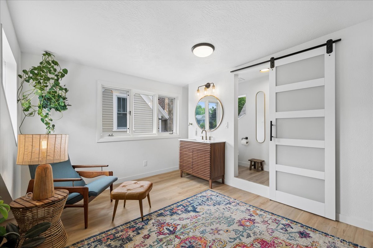311 5th Avenue E Property Photo 37