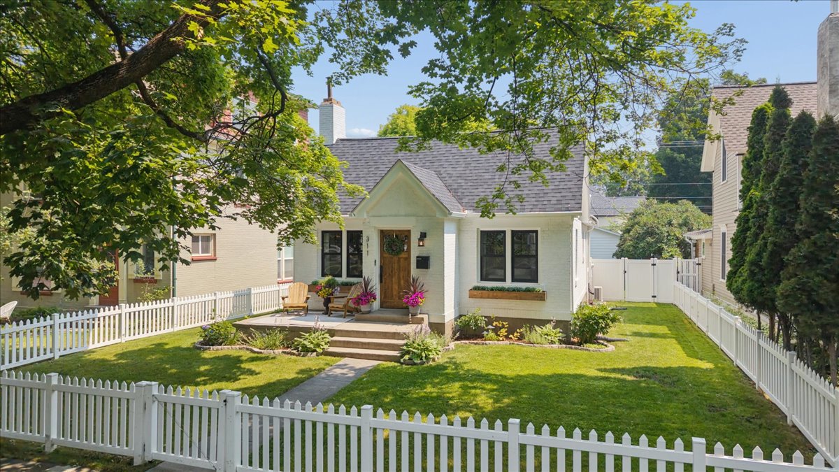 311 5th Avenue E Property Photo 55
