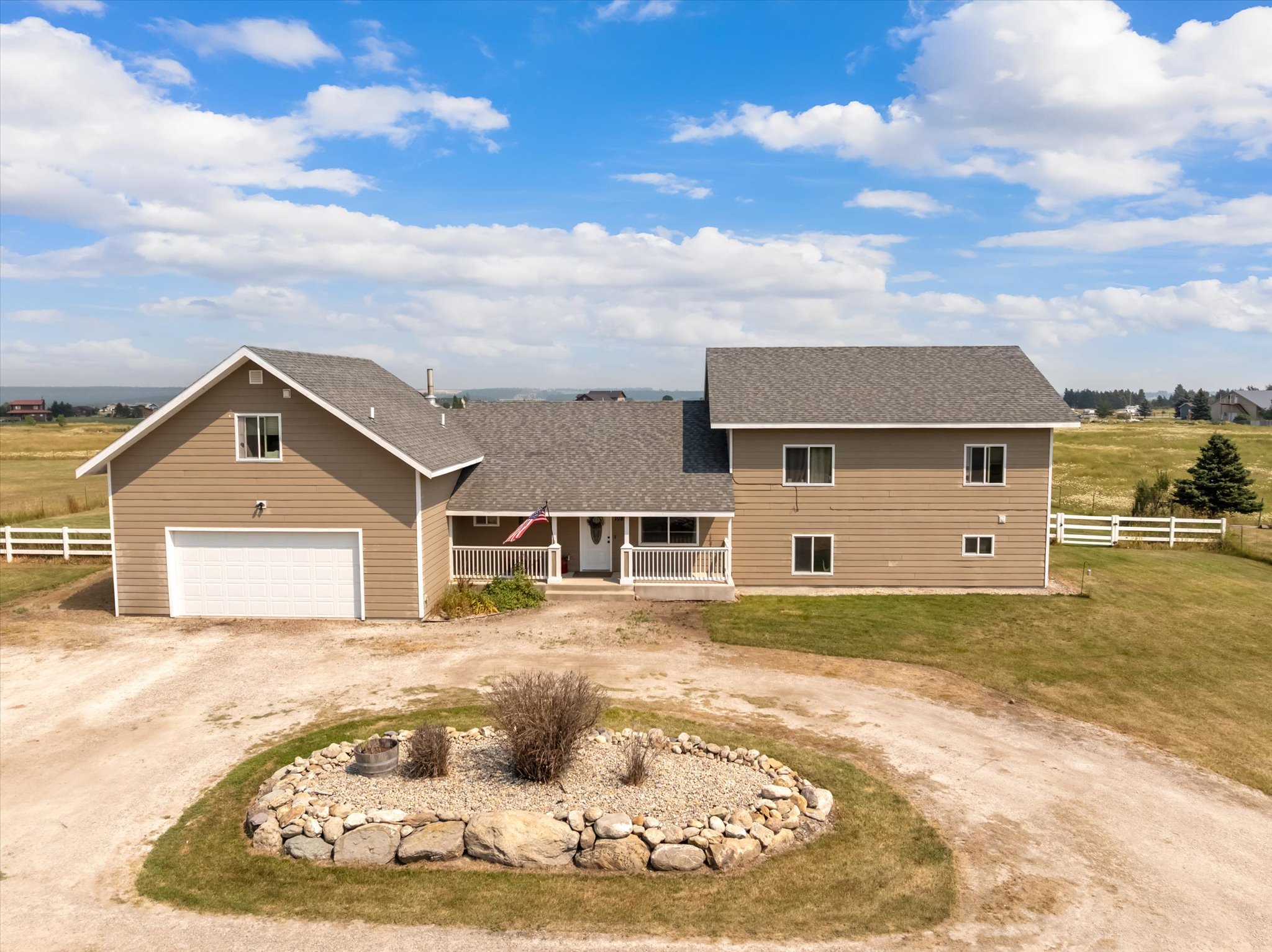 1089 Stonefield Lane Property Photo 8